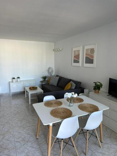 Pool view apartment Primavera