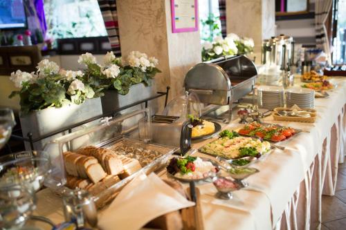 Mad på lejlighedshotellet eller i nærheden