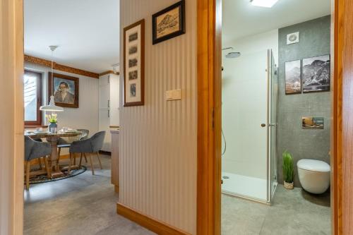 Ένα μπάνιο στο Apartament Tatry Mountains Zakopane