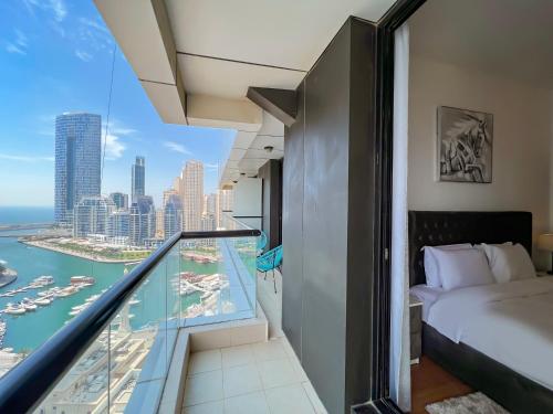 Charming 1BR Apart With Stunning Sea&Marina Views photo 2