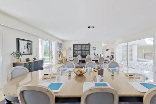 Fotografie z fotogalerie ubytování Les Jardins de la Muse, piscine couverte, spa et fitness v destinaci Basse-Goulaine