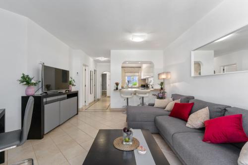 Balaia Golf Poolside Retreat - Superior 2 bed villa