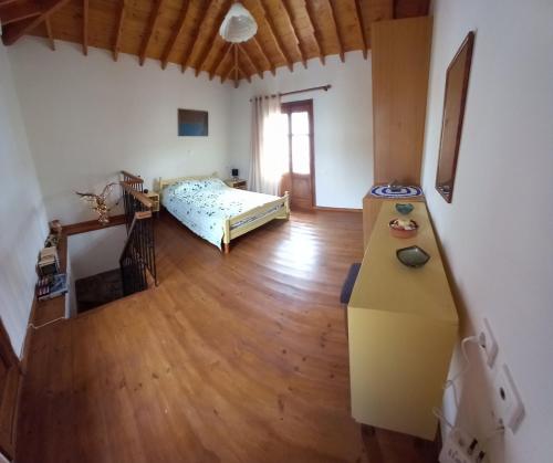 Ένα ή περισσότερα κρεβάτια σε δωμάτιο στο Agapis Apartments