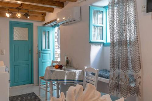 Ocean Rose II - Old Naxos Town