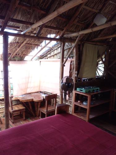 Φωτογραφία από το άλμπουμ του El Bamboo Cabins σε Balgue