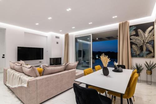 Melissia Luxury Villa