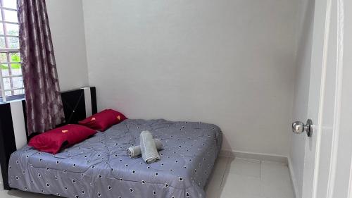 Postel nebo postele na pokoji v ubytování Homestay Mama, Kubang Kerian