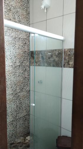 Et badeværelse på Bela Casa em Madre de Deus 2