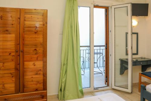 Gallery image of Hotel Aggeliki in Skopelos Town