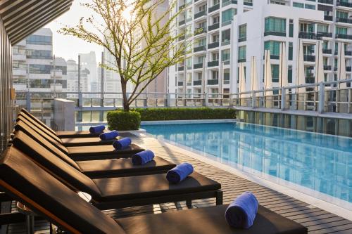 Somerset Maison Asoke Bangkok — Pool view