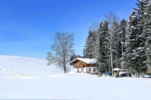 Holiday Home in St Koloman near Salzburg semasa musim sejuk