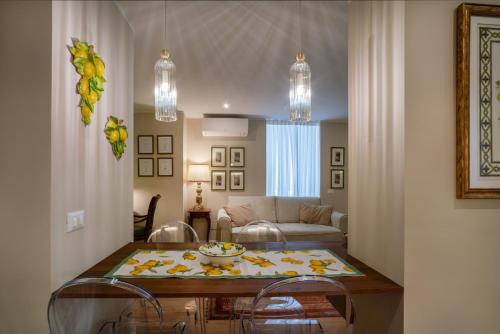 Charming stay in Roma - Luxury Holiday Apartment
