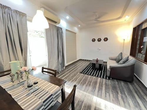 Posezení v ubytování BedChambers Serviced Apartment, Jubilee Hills