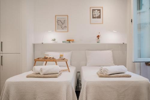 Adagio 1- Studio, Old Town