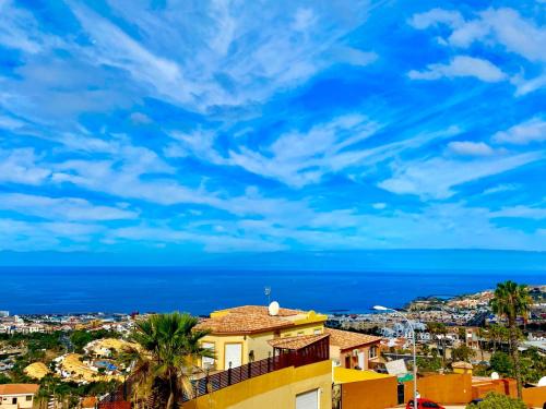 Gallery image of BLUE DIAMOND luxury apartment with amazing seaview in Costa Adeje in Adeje