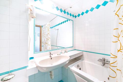 Hotel Terme Don Pepeにあるバスルーム