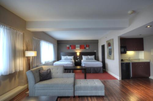 Gallery image of Armon Plaza Montreal Airpt, Trademark Collection by Wyndham in Montréal