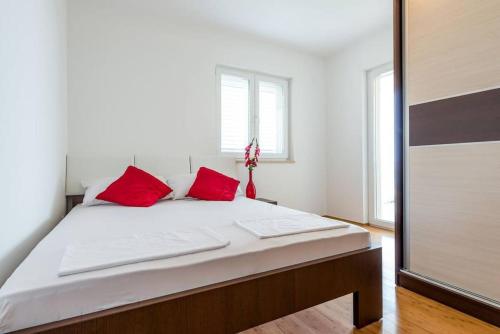 Apartment Belvedere with magnificent sea view terrace