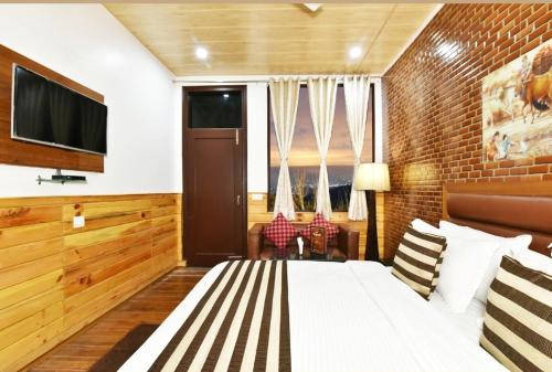 ダラムシャーラーにあるHotel Divyansh By VRB Hotelsのギャラリーの写真