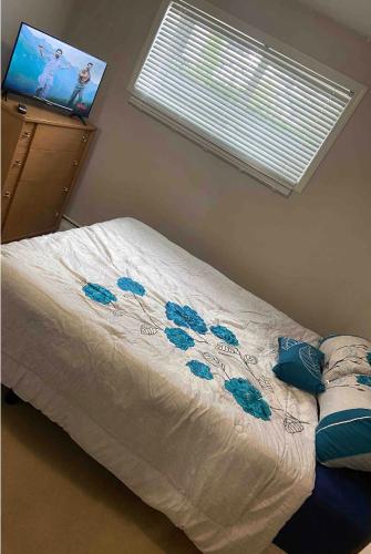 Lovely 1 bedroom condo plus den – Photos 2