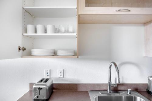 Wallingford 1br w lounge pets nr 99 I-5 SEA-559_3