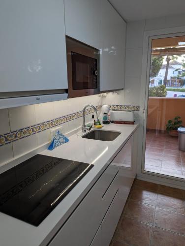 Marbella - Playa Alicate 2br holiday apartment