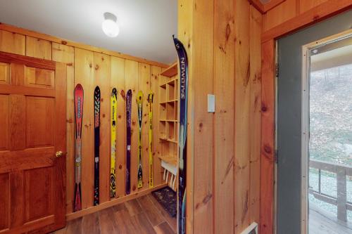 Φωτογραφία από το άλμπουμ του Sachem Slopeside - Okemo Trailside 21B σε Ludlow