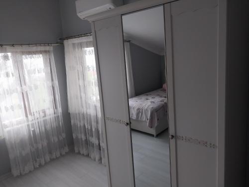 Gambar di galeri bagi Sea ​​view triplex villa di Komera