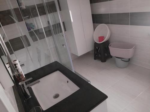 Gambar di galeri bagi Sea ​​view triplex villa di Komera