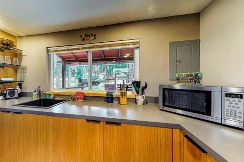 Gallery image of Little Bear Cabin in Woodland Park