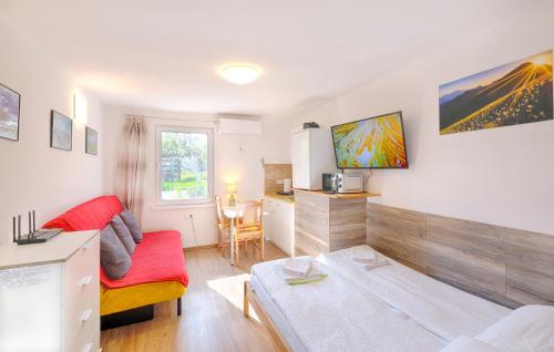 Studio Southwest 3 with AirCon & FREE Parking
