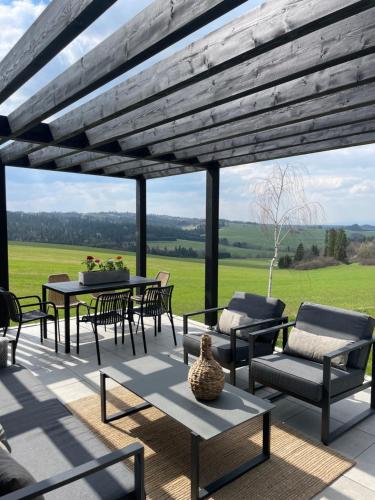 Χώρος καθιστικού στο Forest Stodoły