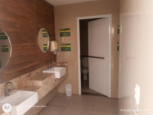 Koupelna v ubytování Apartamento 2 quartos novinho vista total Lagoa Maraponga