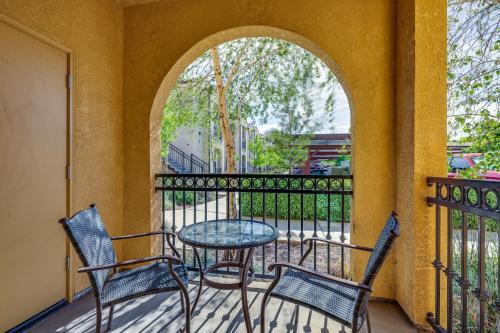 Μπαλκόνι ή βεράντα στο Charming Patterson Condo with Grilling Stations