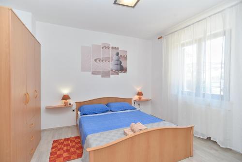 Apartments with parking space Valbandon, Fazana - 20706