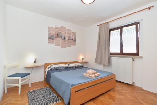 Apartments with parking space Valbandon, Fazana - 20706