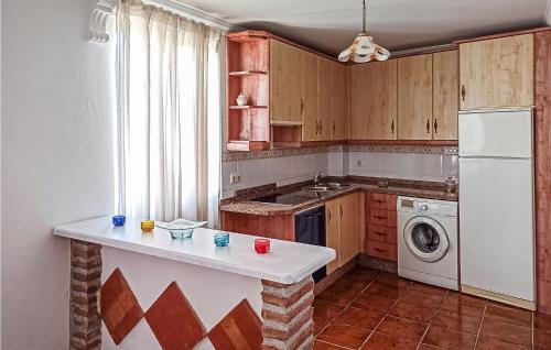 Lovely Home In Frigiliana