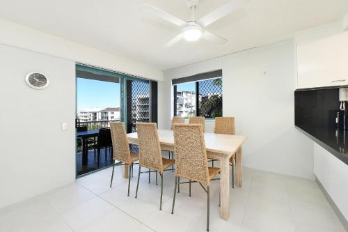 Gallery image of Lindomare Apartments in Caloundra