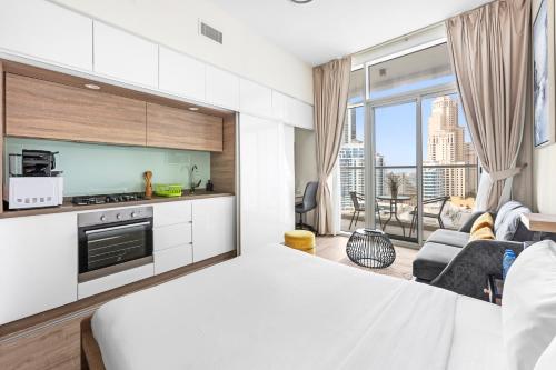 ALiving Cozy Studio with Canal View I Studio One, Dubai Marina