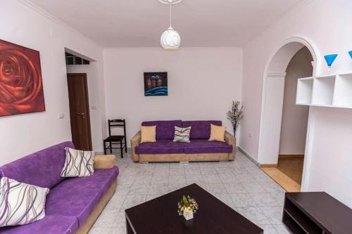 Φωτογραφία από το άλμπουμ του Apartamemt near the historical center of Vlora σε Vlorë