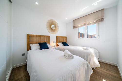 SUNSET MALAGA - Luxurious & Parking Apartment