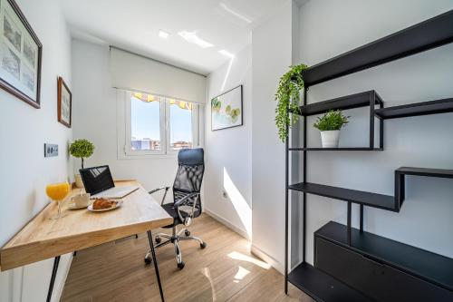 SUNSET MALAGA - Luxurious & Parking Apartment