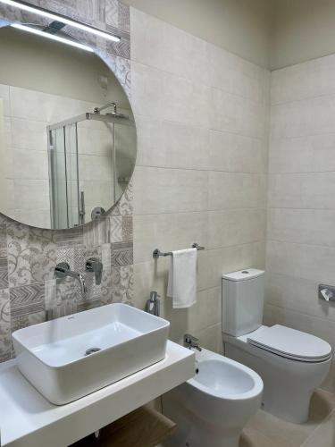 Ένα μπάνιο στο Hotel Atlantico