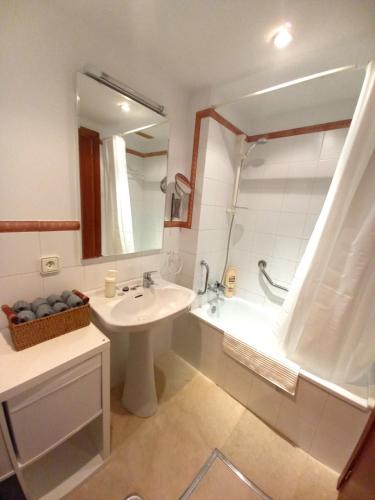 WISH SUITE PLAZA NUEVA