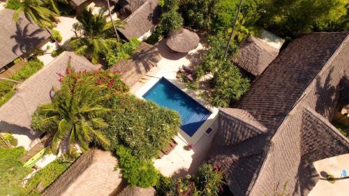 Kolam renang di atau dekat dengan Zanzibar Sunrise at Bandas