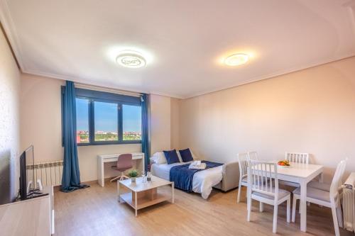 Zona d'estar a For Your Rentals Amplio y luminoso apartamento en Orcasitas - Wifi BEA25