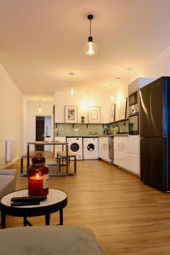 Chic and nenwly renovated apartment - central location