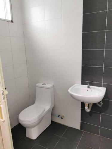 Ένα μπάνιο στο Emerald Villa Homestay Dungun