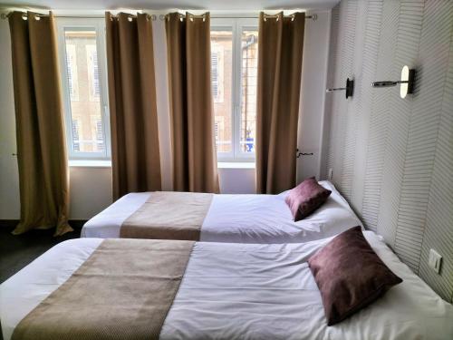 Hotel Restaurant Herardにあるベッド