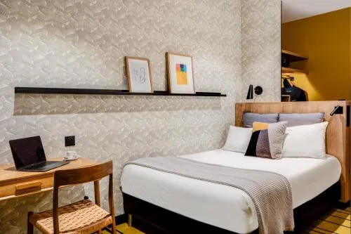 Republik Hotel photo 4